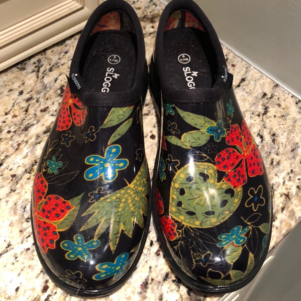 Sloggers shoes women’s size 9
